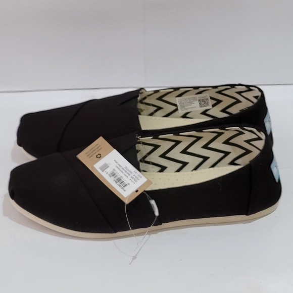 Tom's Classics Navy Black Canvas Slip On - Picture 4 of 6